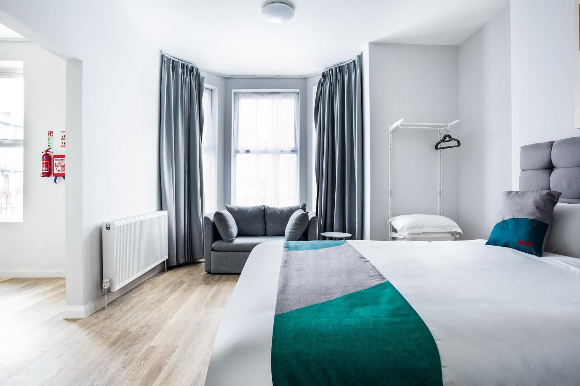 Oyo Studiotel Gy - Modern Hotel Apartments Great Yarmouth Extérieur photo