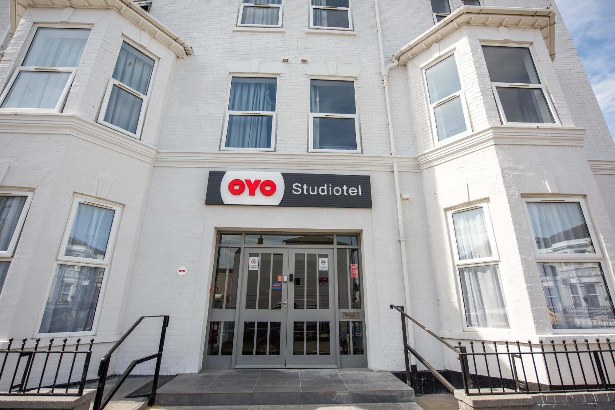 Oyo Studiotel Gy - Modern Hotel Apartments Great Yarmouth Extérieur photo