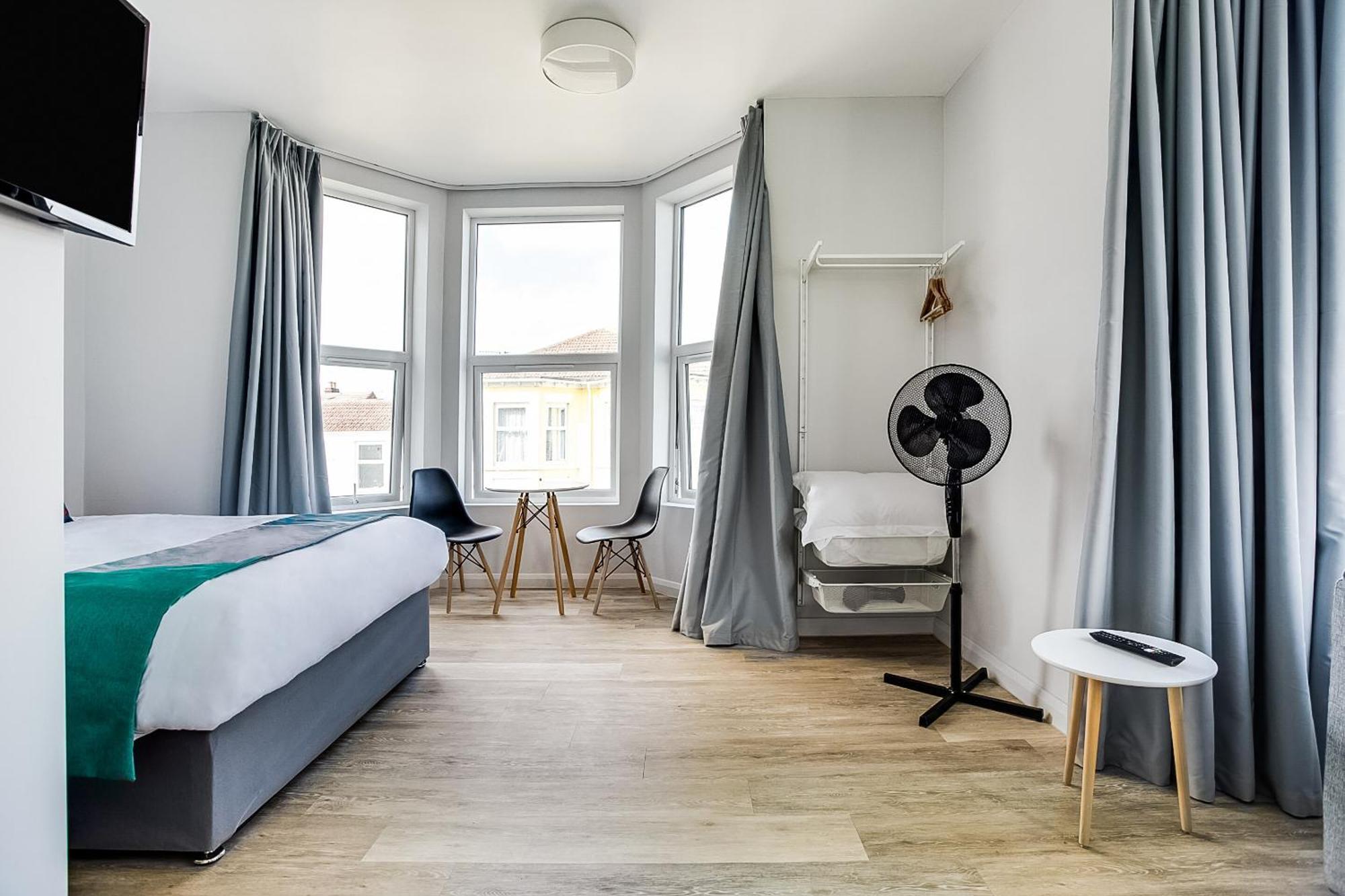 Oyo Studiotel Gy - Modern Hotel Apartments Great Yarmouth Extérieur photo