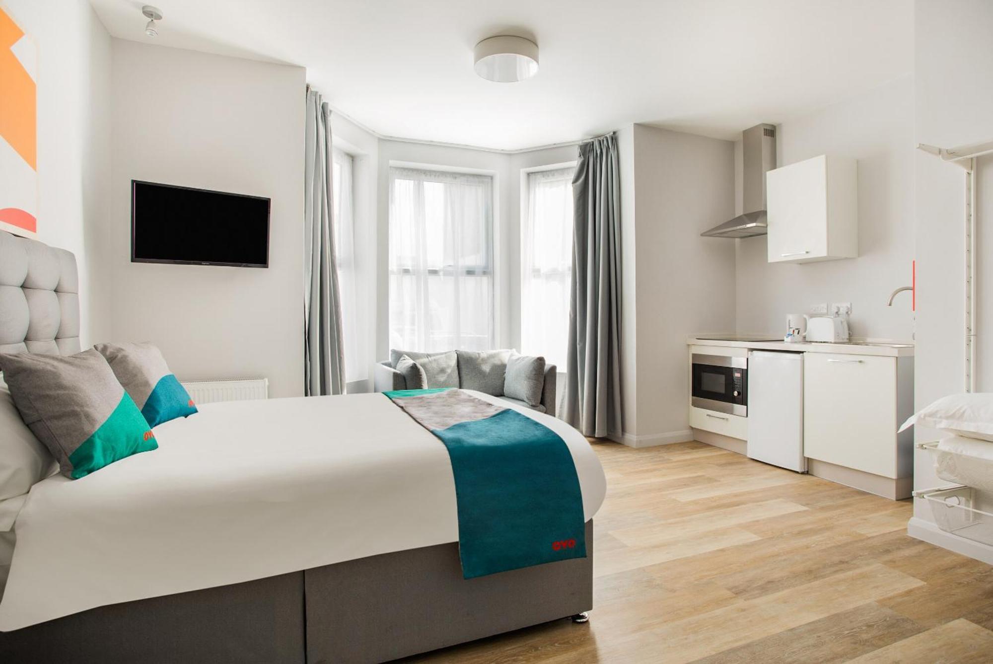 Oyo Studiotel Gy - Modern Hotel Apartments Great Yarmouth Extérieur photo