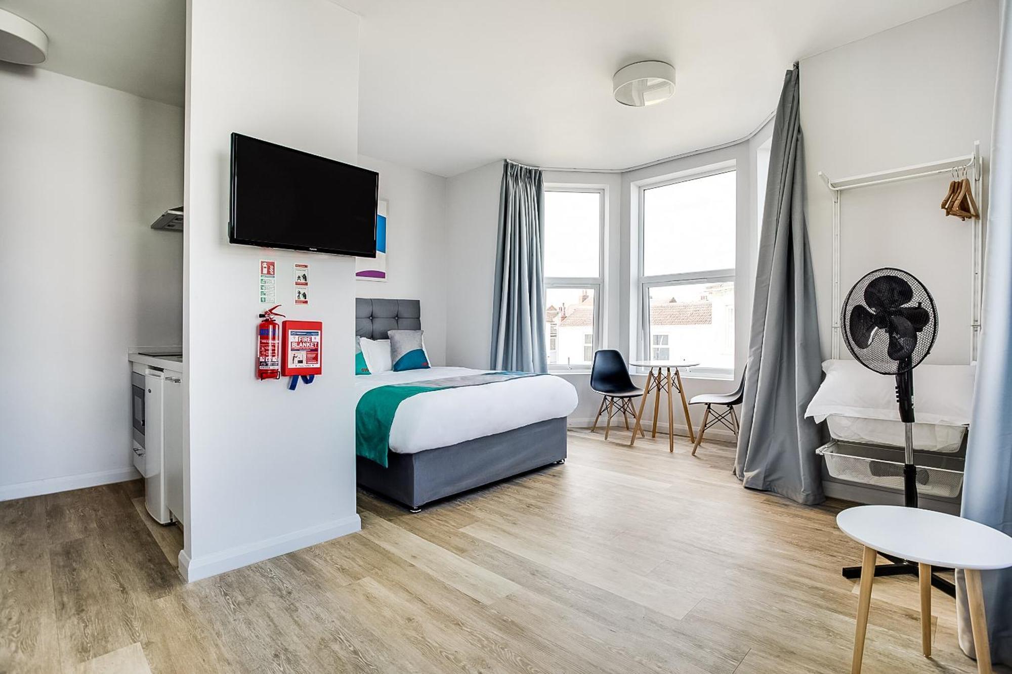 Oyo Studiotel Gy - Modern Hotel Apartments Great Yarmouth Extérieur photo